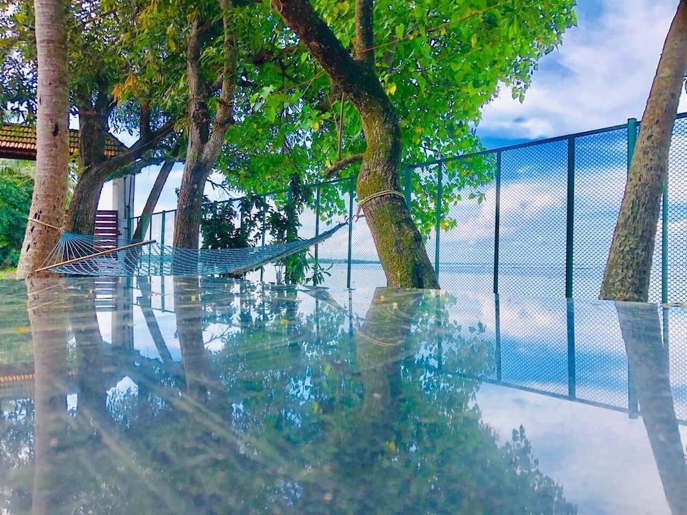 Saro Lake County Kumarakom Buitenkant foto