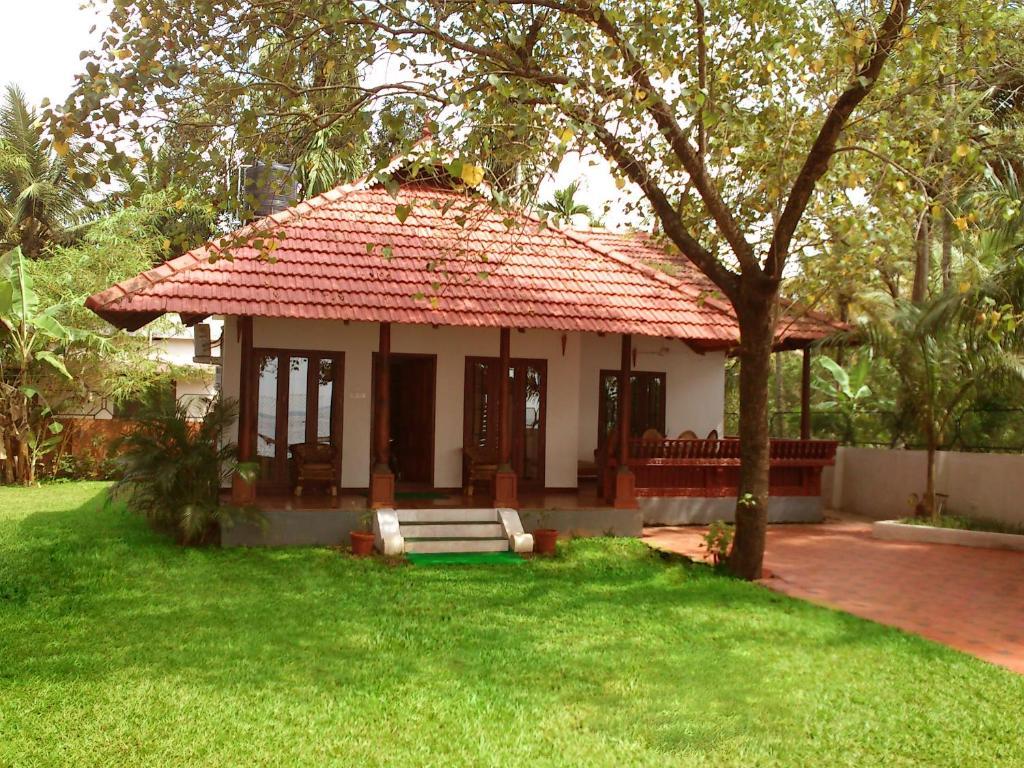Saro Lake County Kumarakom Buitenkant foto