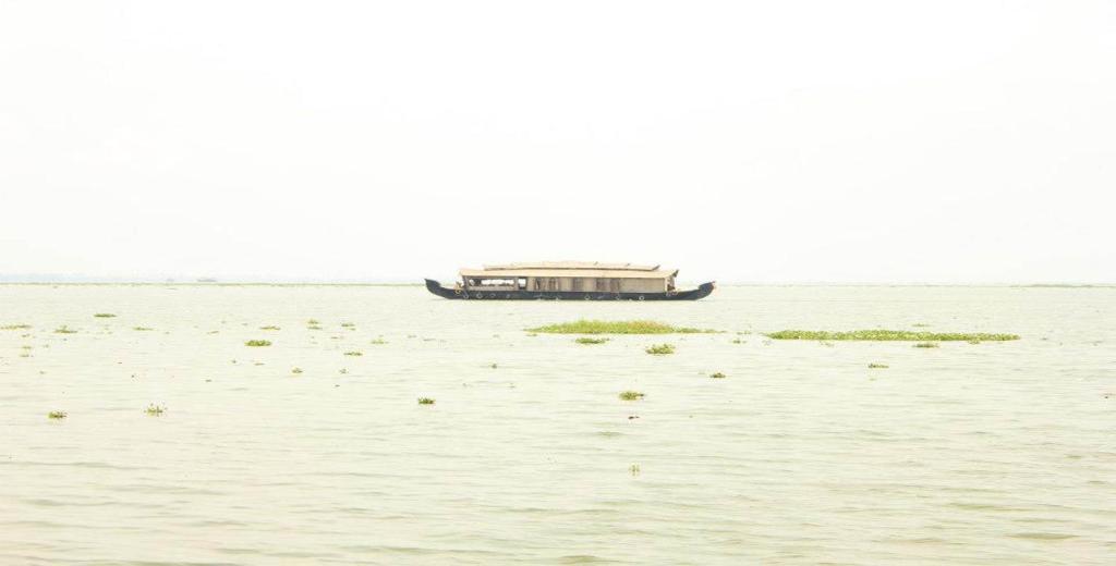 Saro Lake County Kumarakom Buitenkant foto